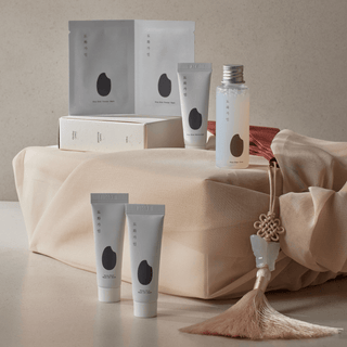 House of Dohwa Travel Kit - Glamourous Grace