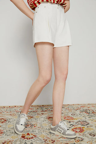 The Pleated Fun Short HJ117 - Glamourous Grace