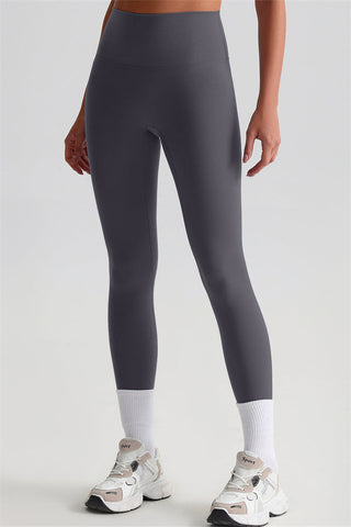 The Brave Sports Bra Leggings 2-Piece Set