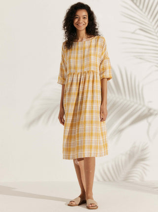LINTICO 100% linen A-line midi dress with a flowing silhouette, featuring a sleeveless design and elegant midi length.