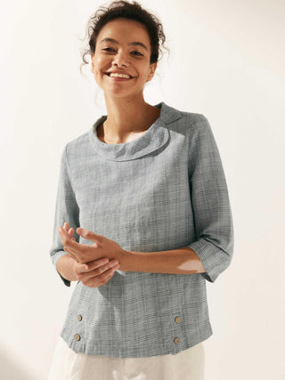 Linen Round Soft-Fold Collar Top LAURA - Glamourous Grace