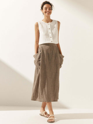LINTICO 100% linen buttons-down tank top for women, lightweight sleeveless top with collar and front buttons, white color.