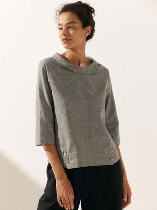 Linen Round Soft-Fold Collar Top LAURA - Glamourous Grace