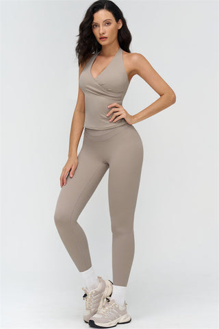 The Stride Crop Top Leggings 2-Piece Set