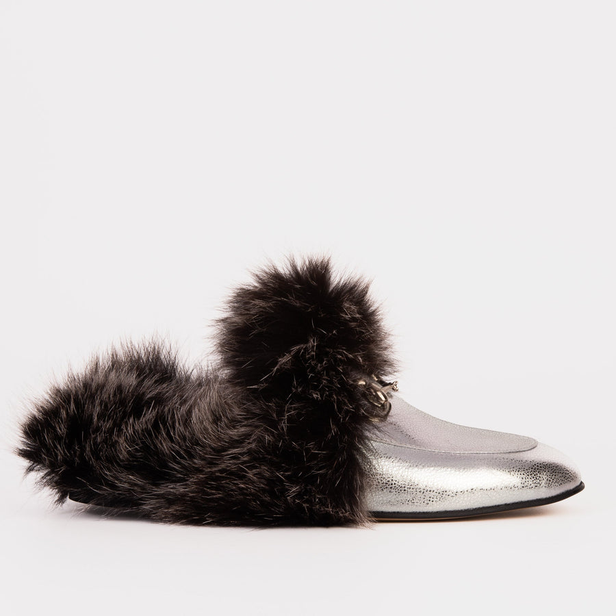 The Izmir Silver Leather Natural Fur Women Slipper - Glamourous Grace
