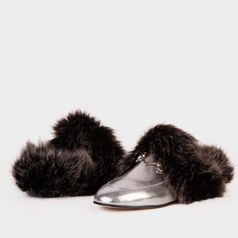 The Izmir Silver Leather Natural Fur Women Slipper - Glamourous Grace