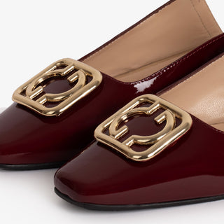 The Rosalinda Burgundy Patent Leather Women Flat Slingback Sandal - Glamourous Grace