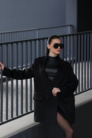 Andie Cashmere Wool Blend Blazer in Black