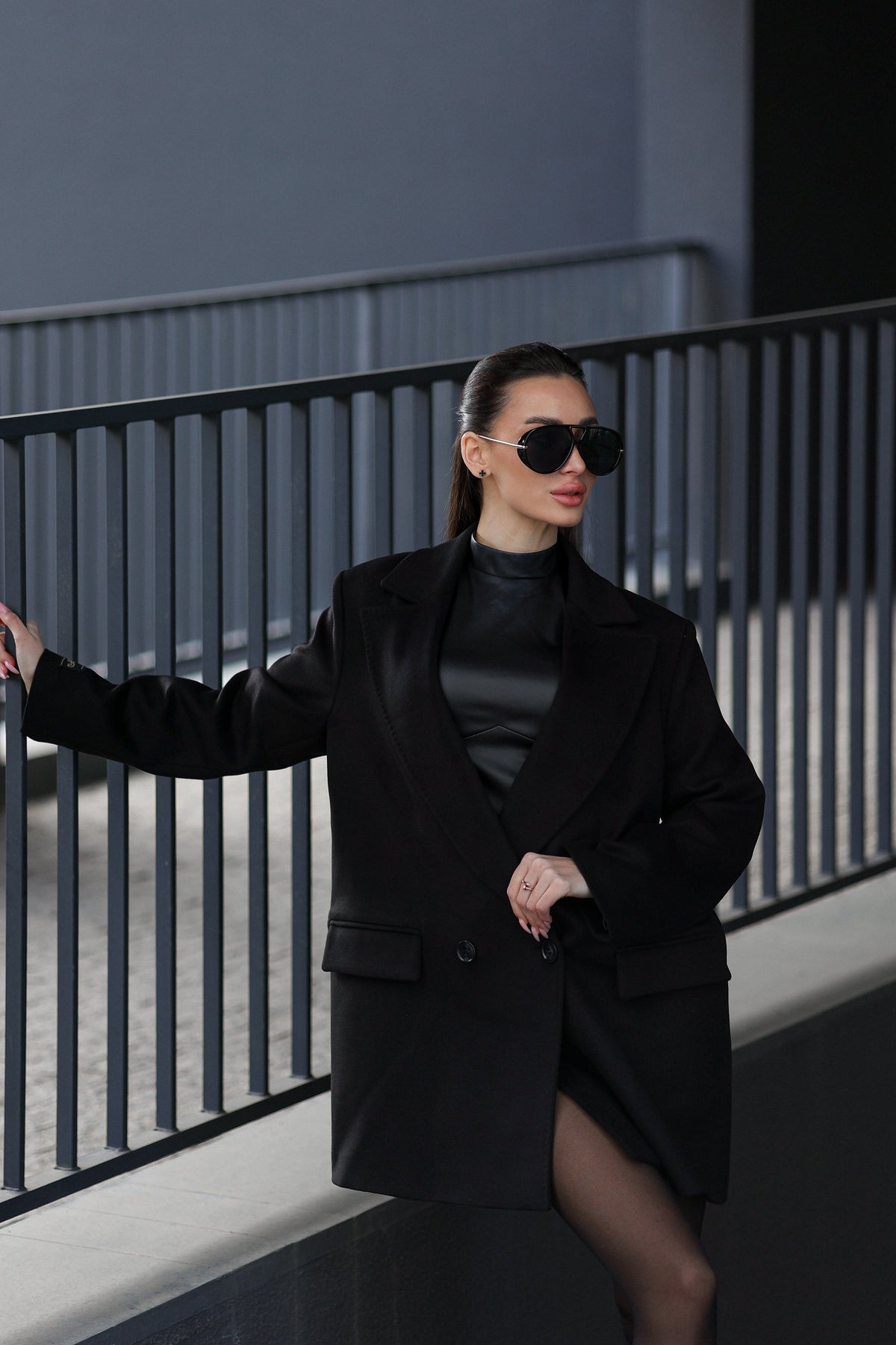 Andie Cashmere Wool Blend Blazer in Black