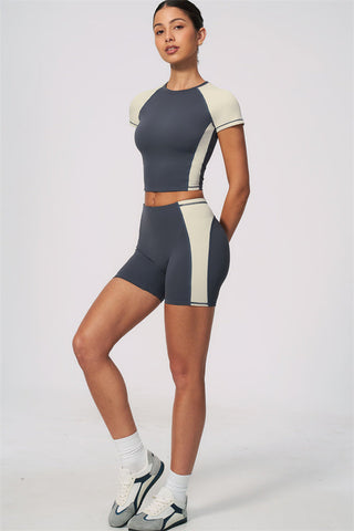 The Sandstone T-shirt Shorts 2-Piece Set