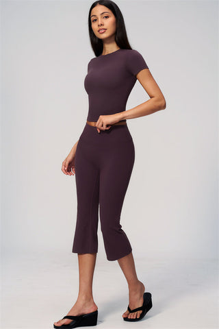 The Zura T-shirt Capri Leggings 2-Piece Set