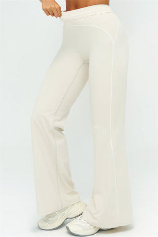 The Amara Sports Bra Flared Leggings 2-Piece Set