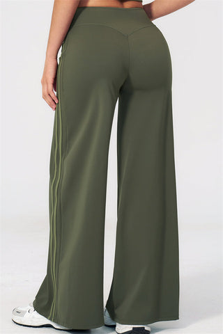 The Evoke Crop Top Straight Leg Pants 2-Piece Set