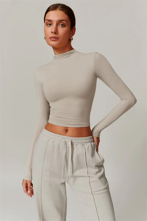 The Motion Crop Top Sweatpants 2-Piece Set - Glamourous Grace
