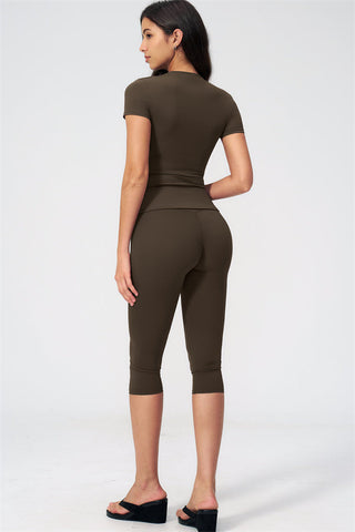 The Twirl T-shirt Capri Leggings 2-Piece Set