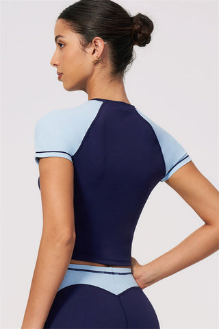The Sandstone T-shirt Capri Leggings 2-Piece Set