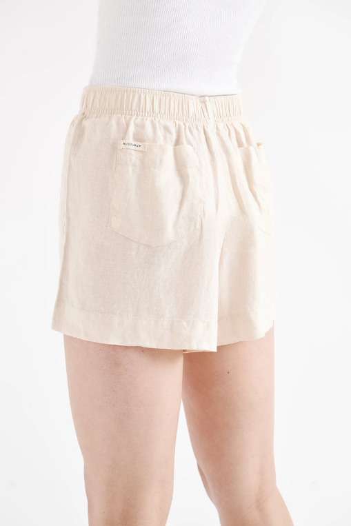 Lounge Linen Short Natural - Glamourous Grace