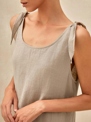 LINTICO 100% linen camisole maxi dress in natural linen fabric, sleeveless design with a relaxed fit for casual summer wear.