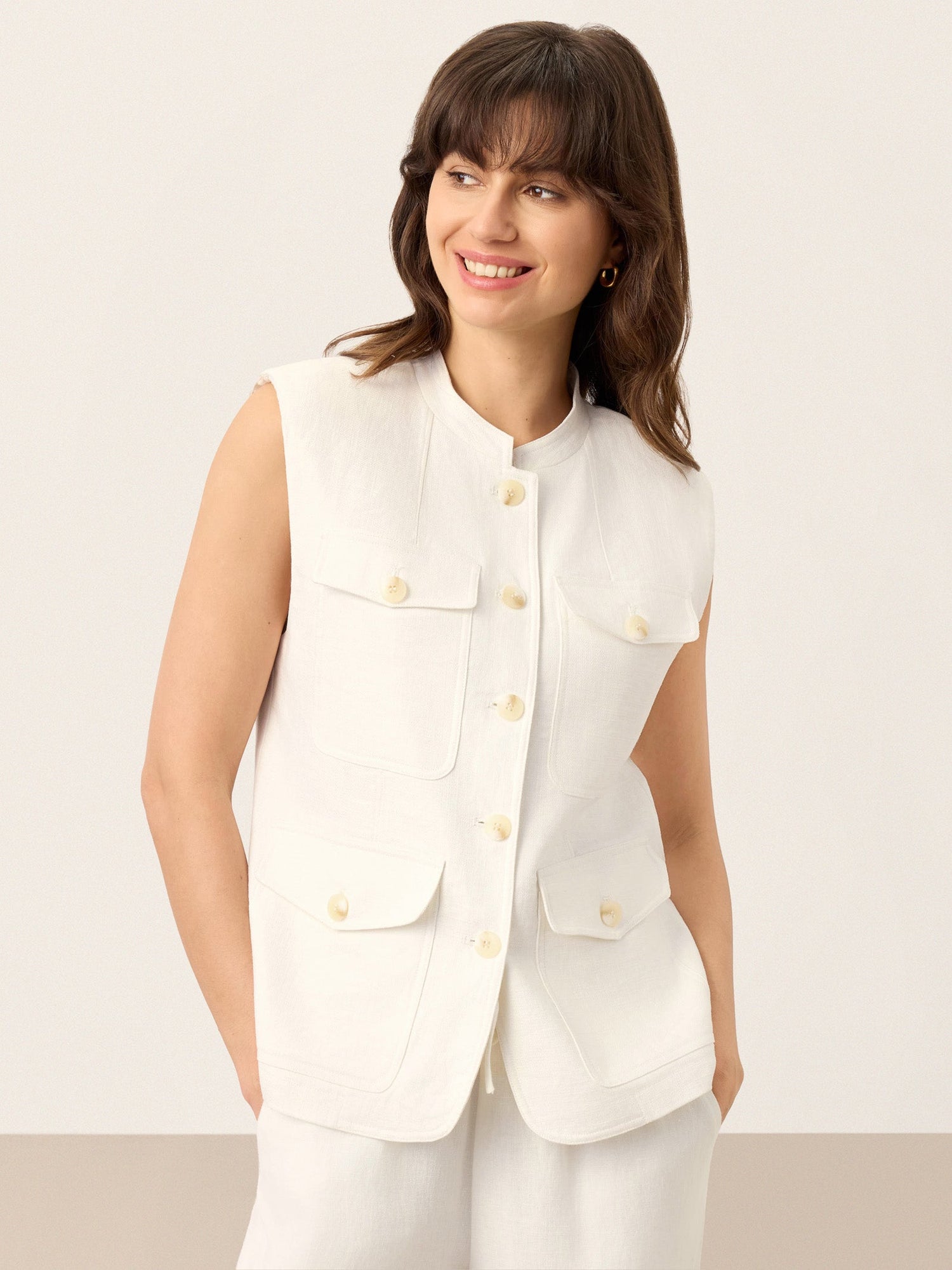 Linen Four-Pocket Tailored Sleeveless Vest COSIMA - Glamourous Grace