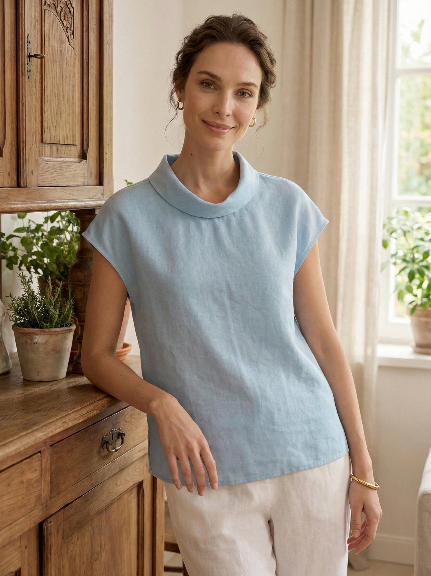 100% Linen Cap Sleeve Soft-Fold Collar Top YVONNE - Glamourous Grace