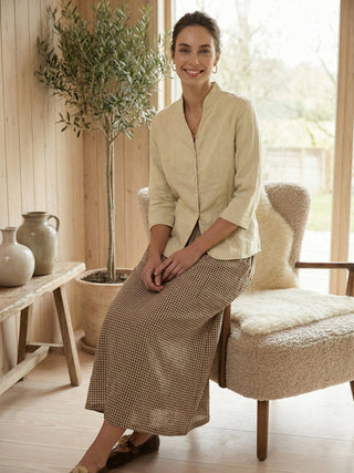 100% Linen Hand Button Fitted Jacket AMELIA - Glamourous Grace