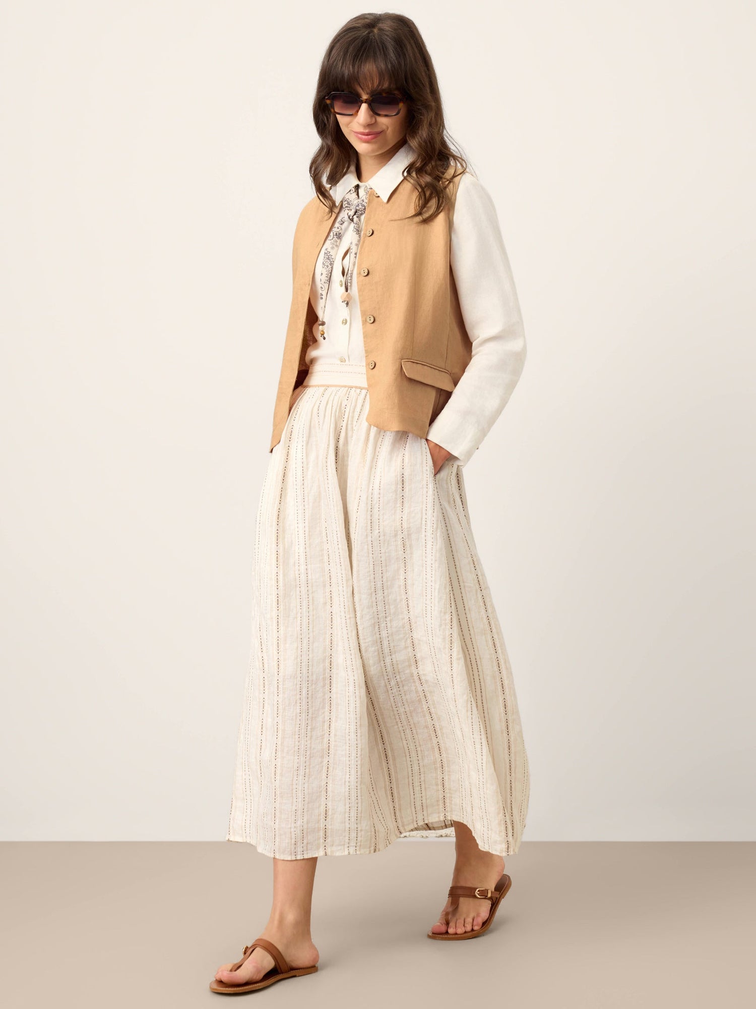 100% Linen Cinch-Back Sleeveless Tailored Vest BRONWYN - Glamourous Grace