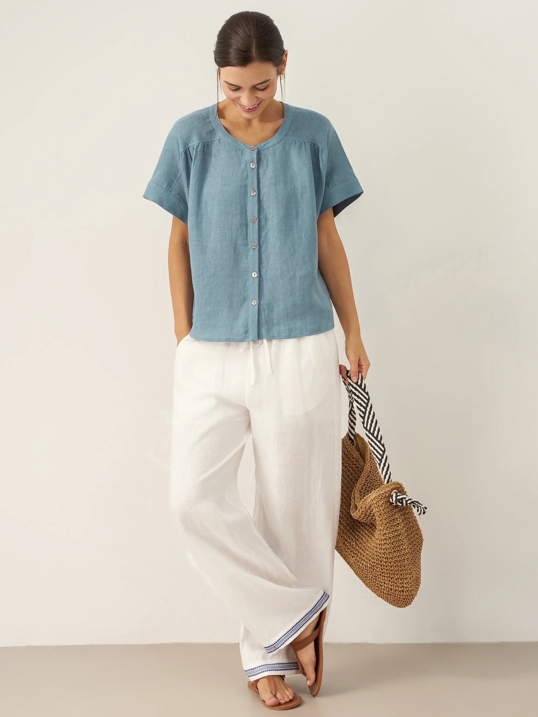 100% Linen Short Sleeve Crew Neck Shirt FINA - Glamourous Grace