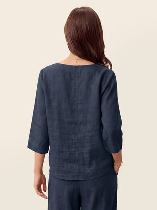 Navy blue 100% linen asymmetric-hem button-trim top by LINTICO, featuring a relaxed fit and stylish design.
