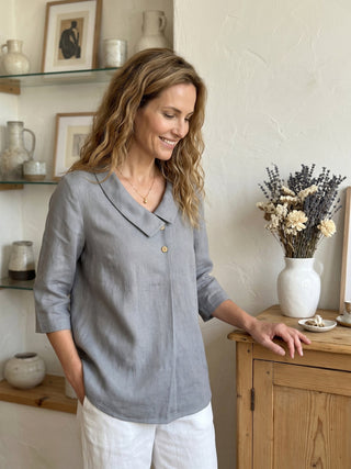 LINTICO silver linen long top with asymmetric collar and inverted pleats, featuring a stylish, relaxed fit.