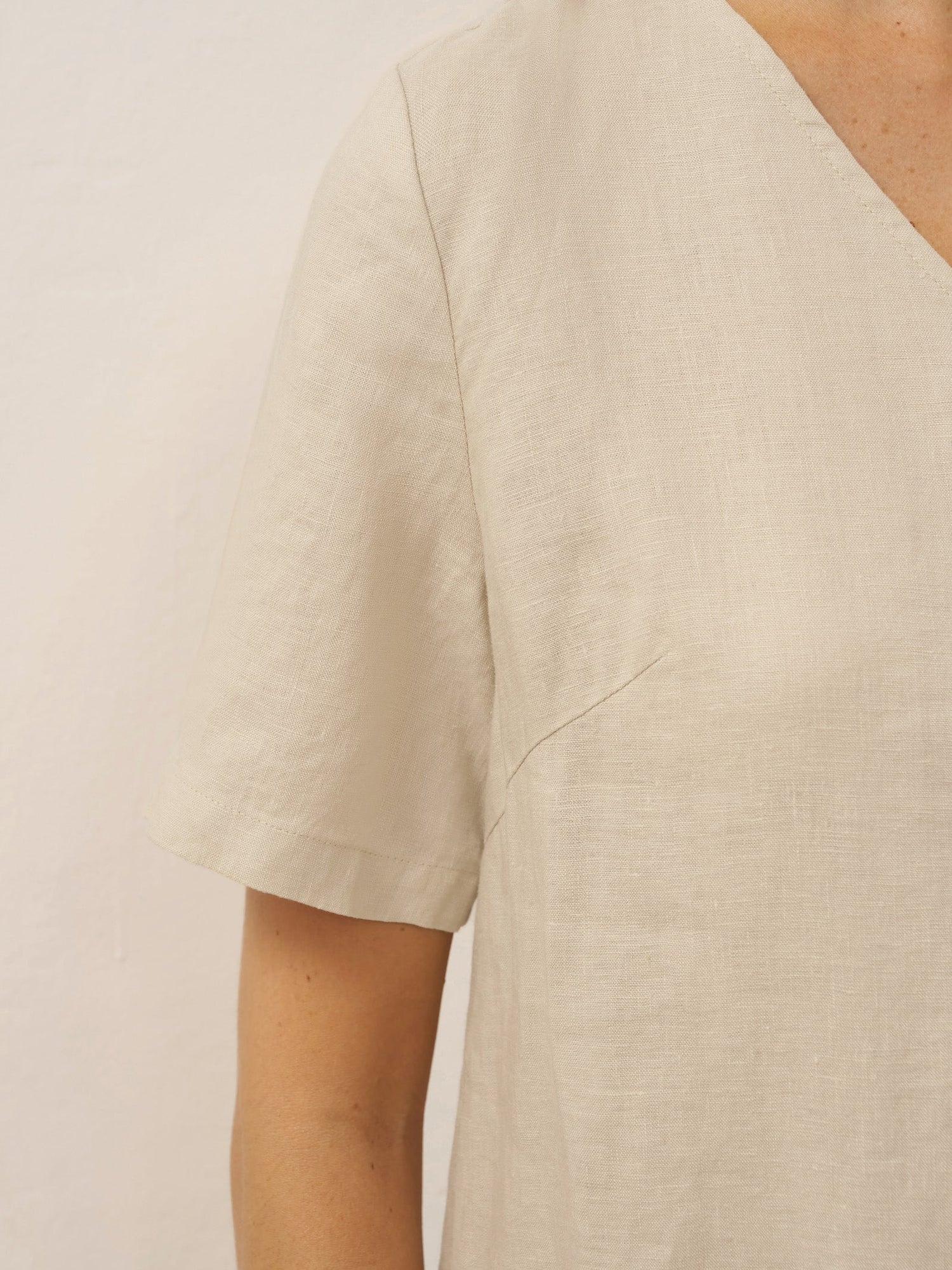 100% Linen Button Front V-Neck Midi Dress NOA - Glamourous Grace
