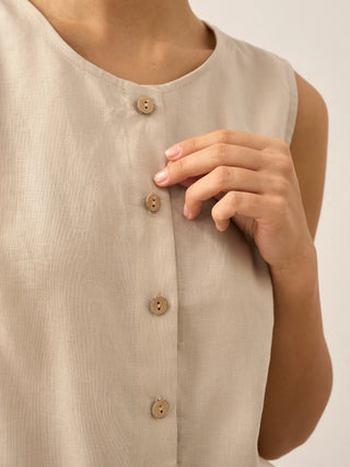 LINTICO 100% linen khaki button-down tank top for women, sleeveless and lightweight, casual summer sleeveless top.
