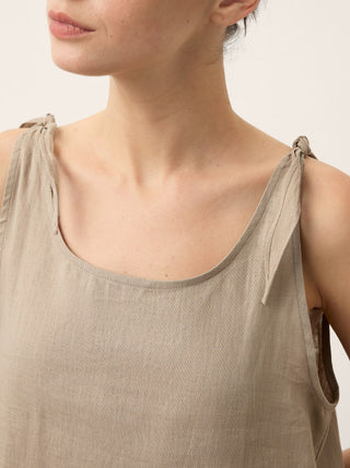 100% Linen Camisole Dress QEARL - Glamourous Grace