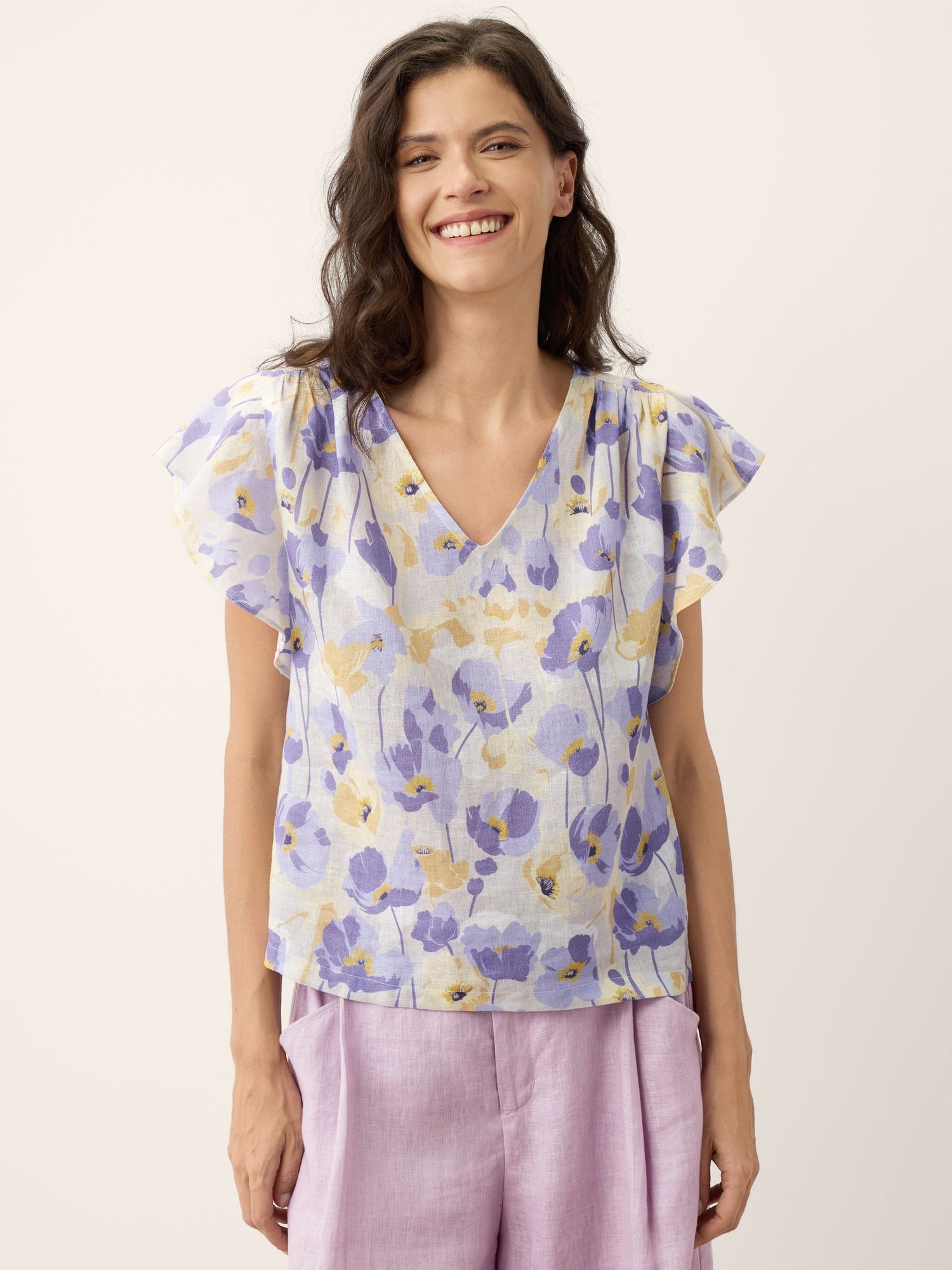 100% Linen Carnation Print Flutter Sleeve Top ELEANORA - Glamourous Grace