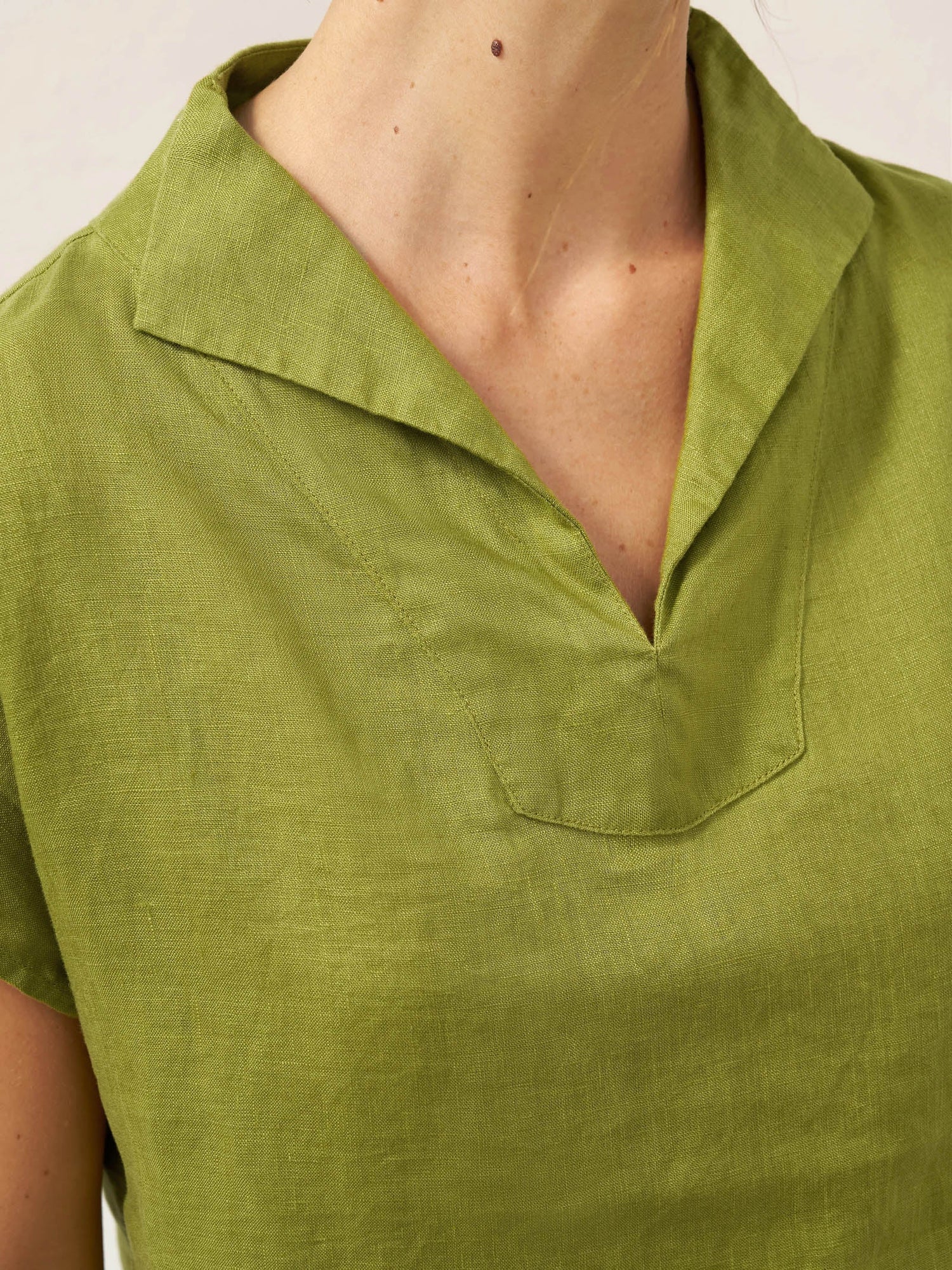 100% Linen Collared Cap Sleeve Top IVY - Glamourous Grace