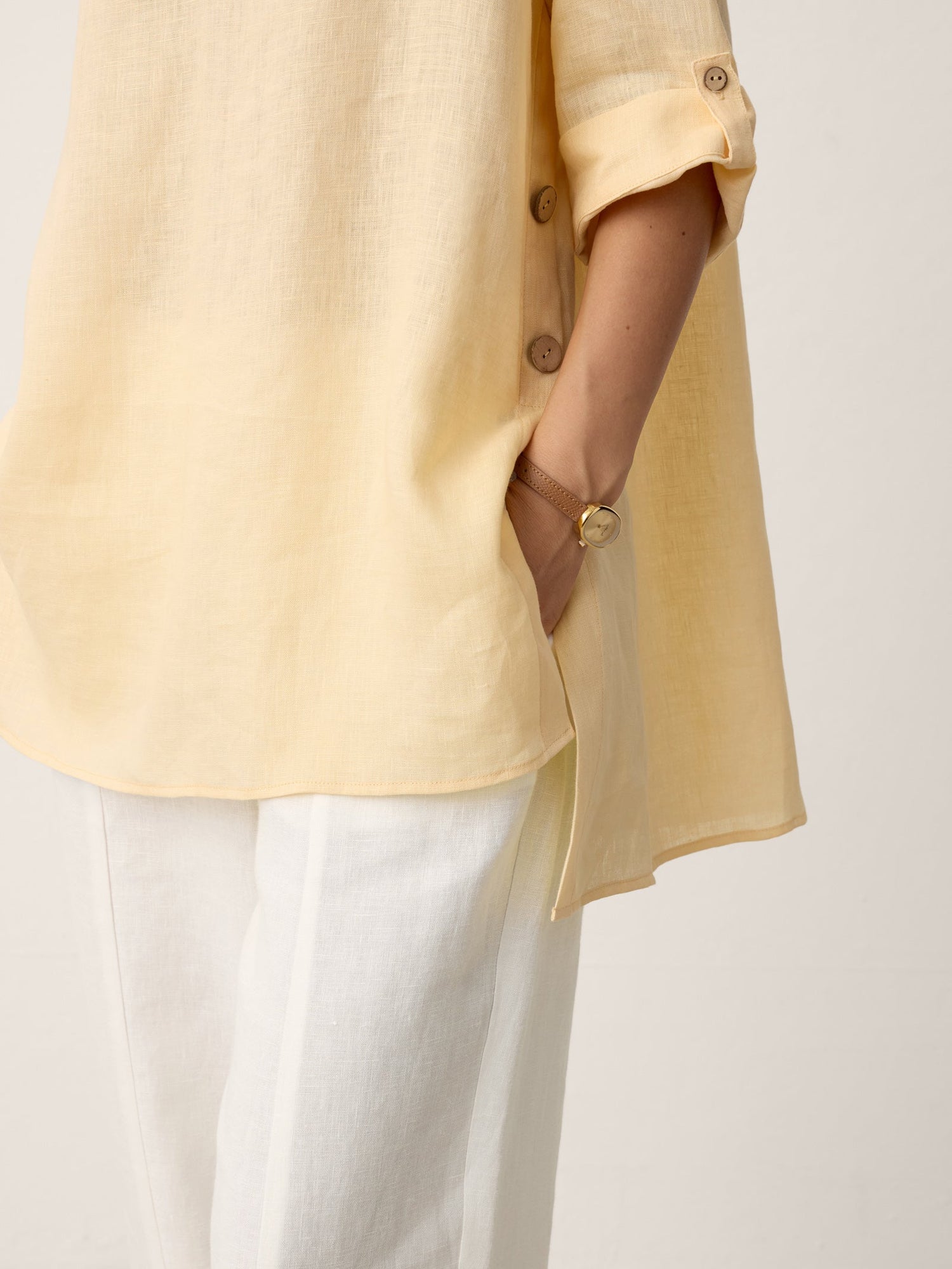 100% Linen Curved-Hem Oversized Top DAPHNEA - Glamourous Grace
