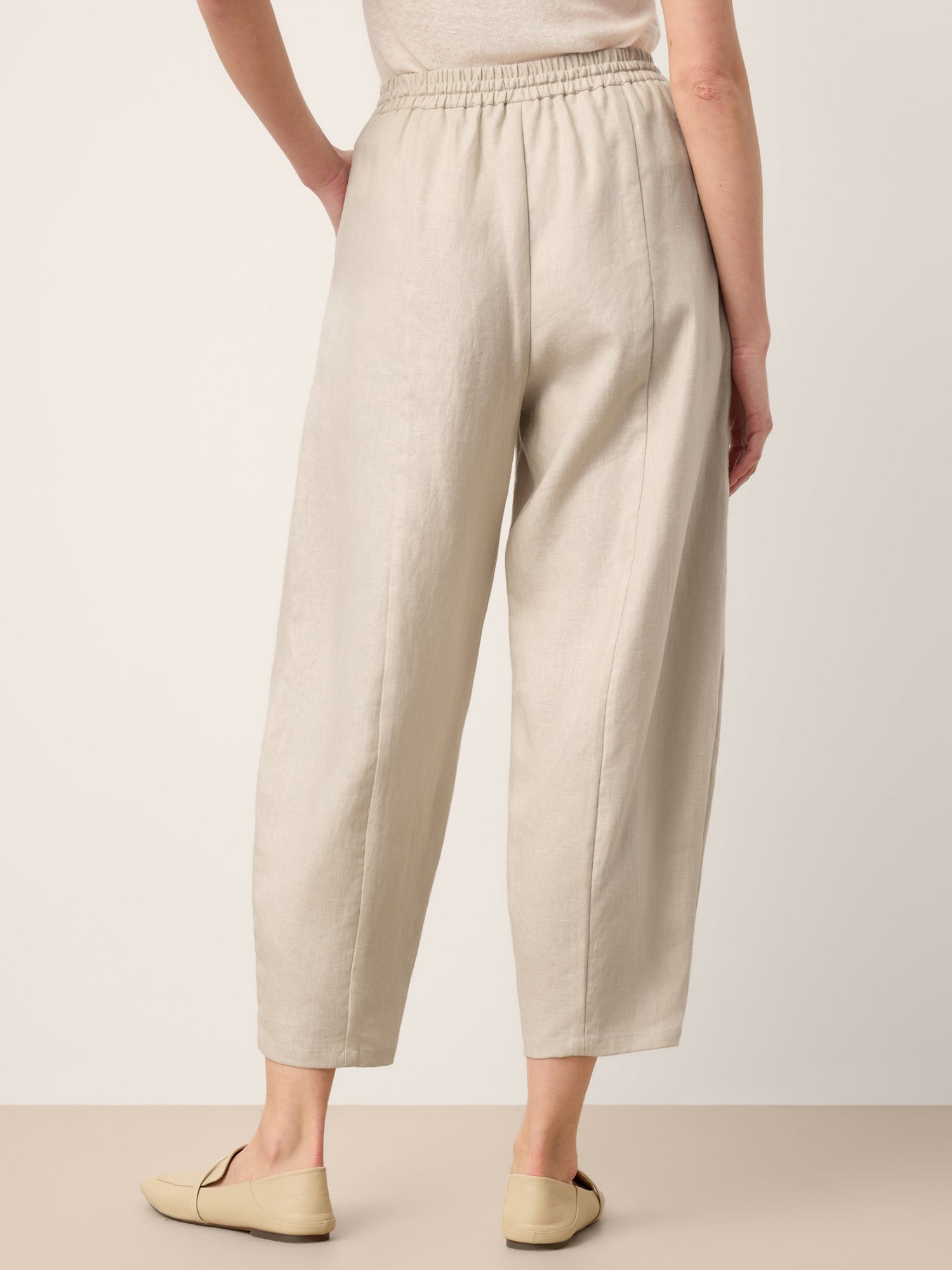 100% Linen Drawstring Waist Tapered Cropped Pants LANEY - Glamourous Grace