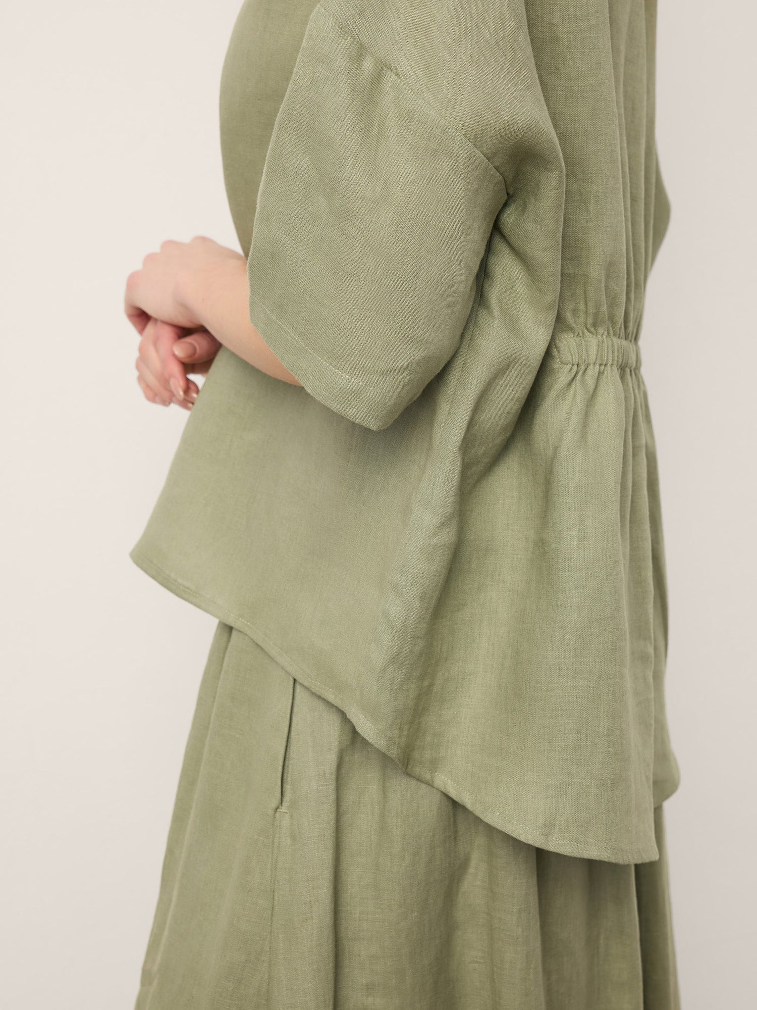 100% Linen Drop Shoulder Shirred Back High-Low Hem Top LINDSEY - Glamourous Grace
