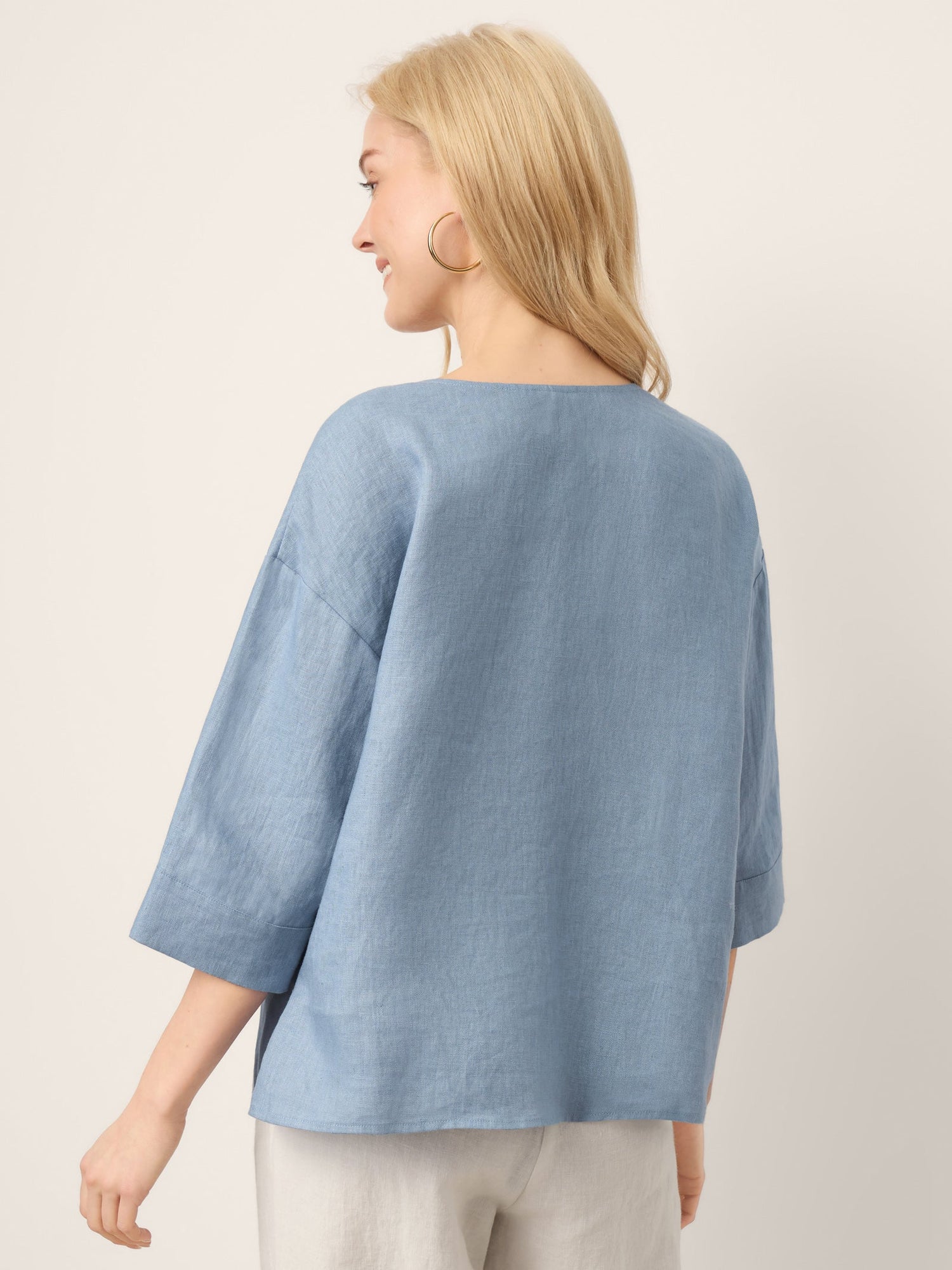100% Linen Drop Shoulder V-Neck Statement Button Top LISARA - Glamourous Grace