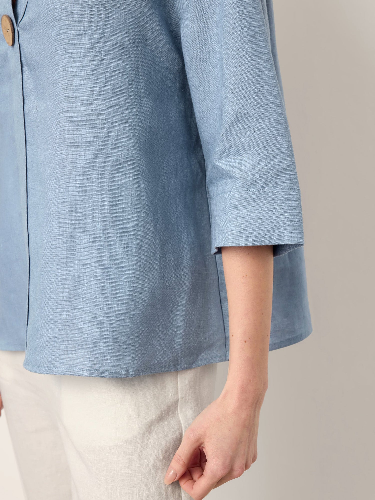 100% Linen Drop Shoulder V-Neck Statement Button Top LISARA - Glamourous Grace