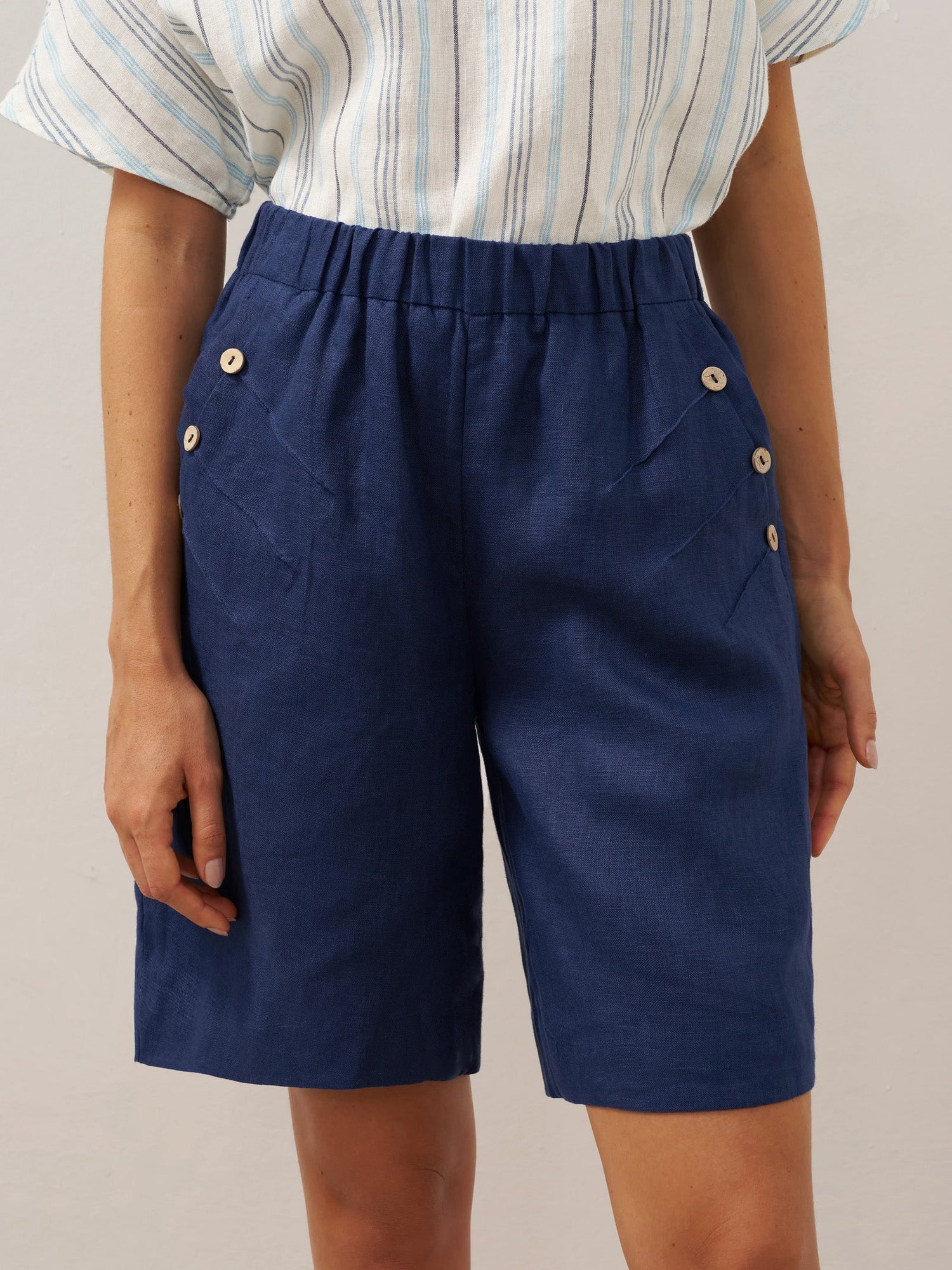 100% Linen Elastic Waistband Capri Pants ANNA - Glamourous Grace