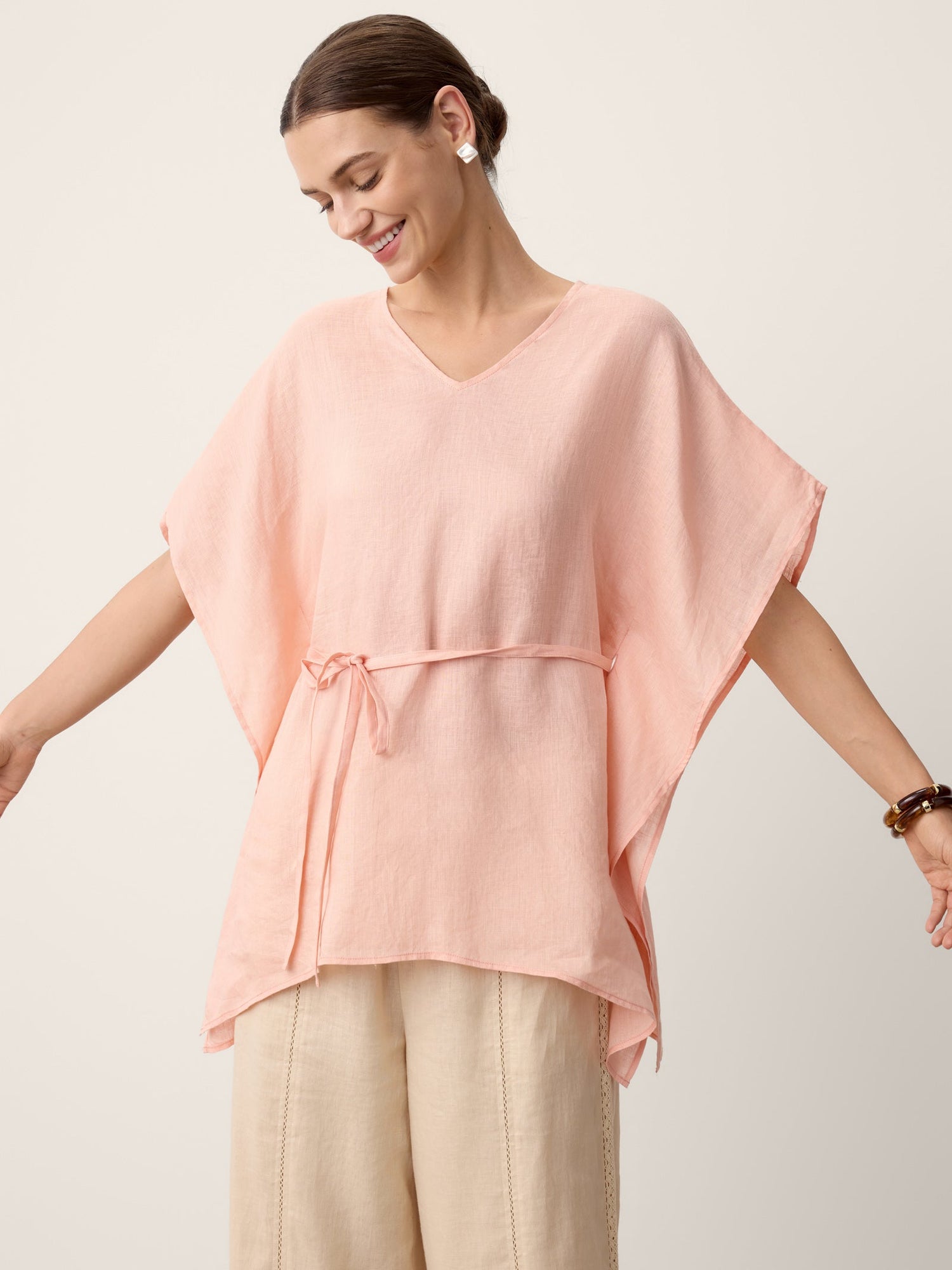 100% Linen Flutter-Sleeve V-Neck Top MARA - Glamourous Grace