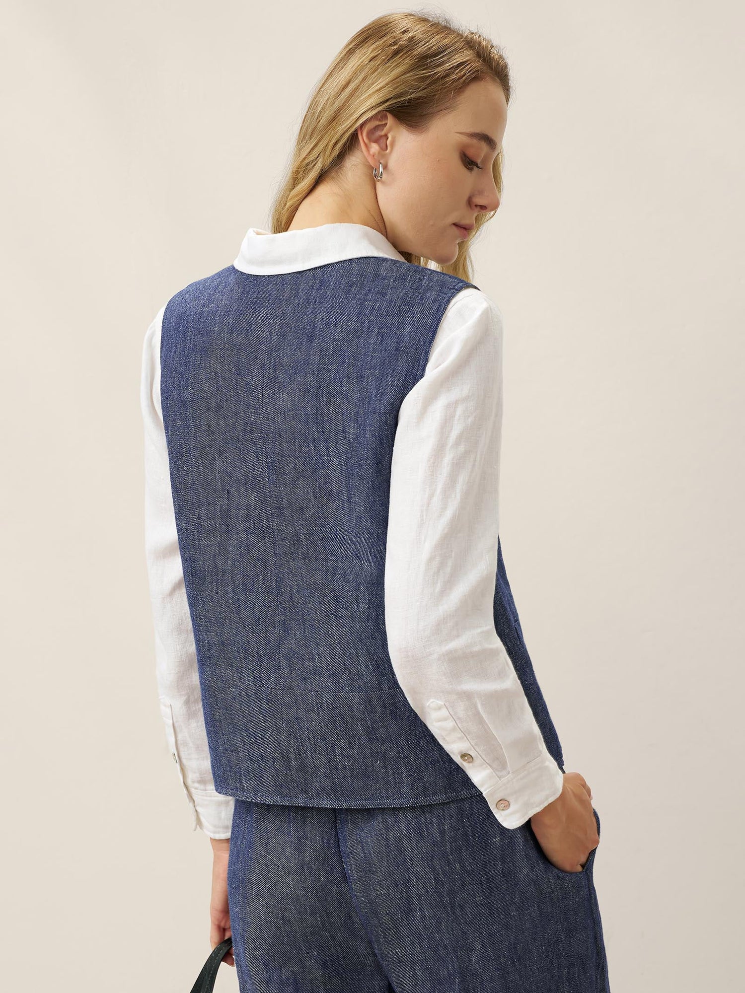 100% Linen Reversible Denim Texture Button Front Vest HARPER - Glamourous Grace