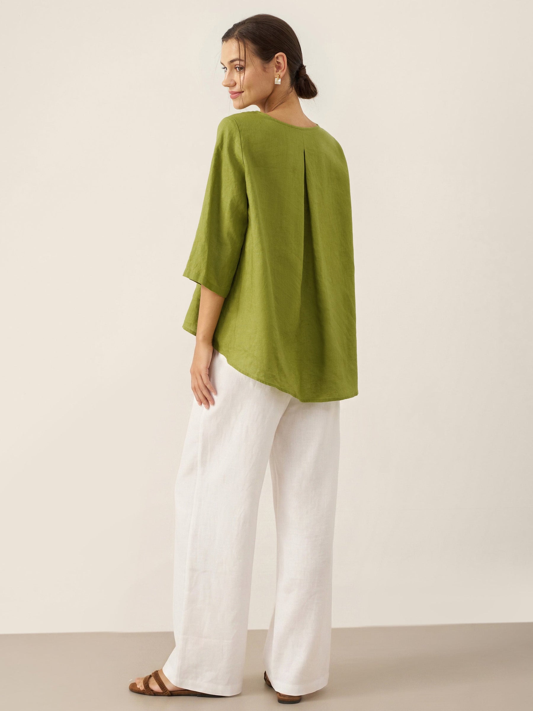 100% Linen Round Neck Asymmetrical Hem Top BRIANNA - Glamourous Grace