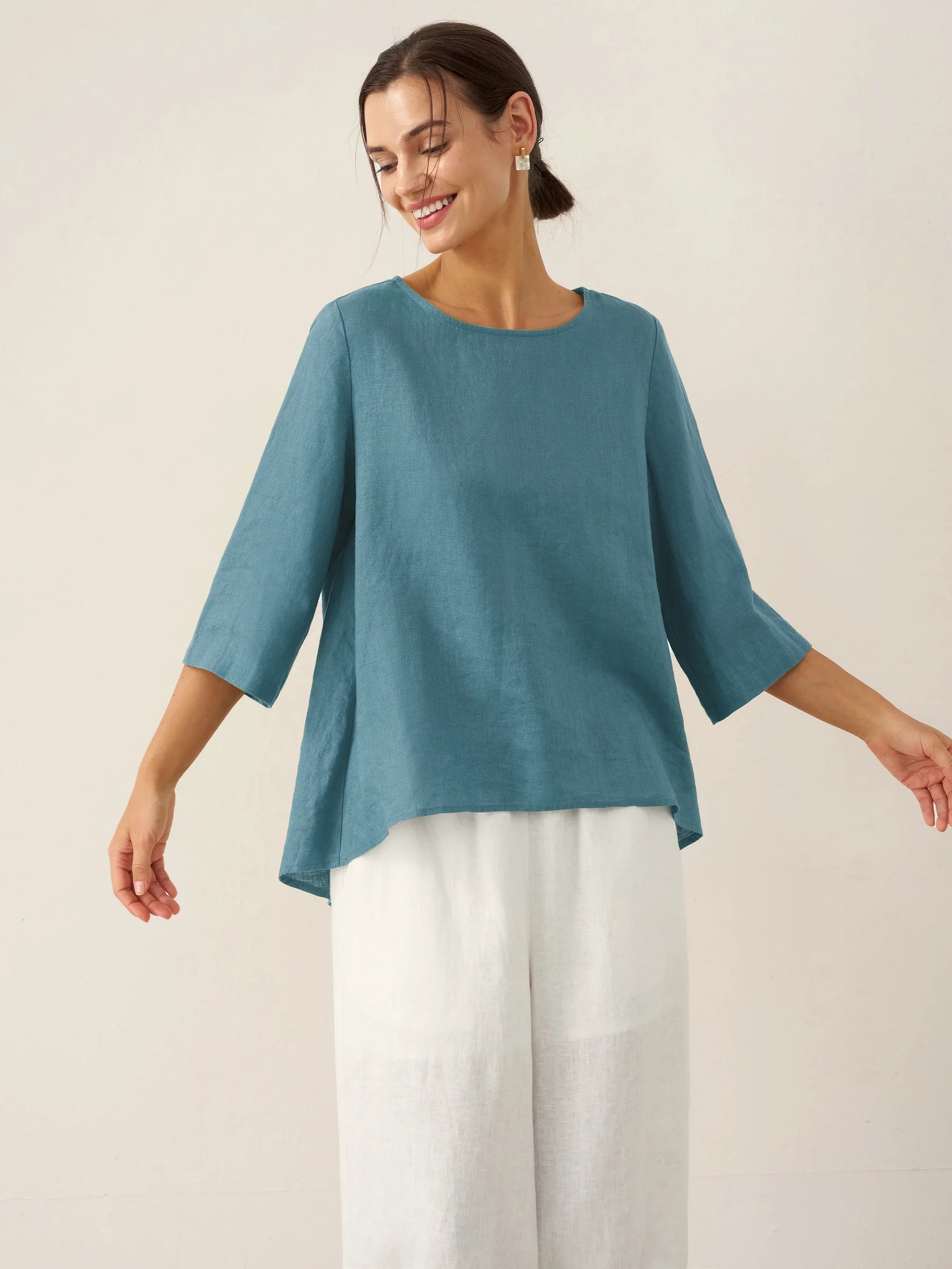 100% Linen Round Neck Asymmetrical Hem Top BRIANNA - Glamourous Grace