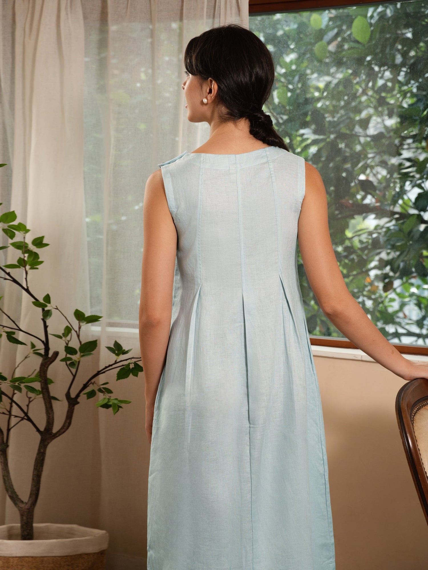 100% Linen Sleeveless Shoulder Button Midi Dress FREYA - Glamourous Grace