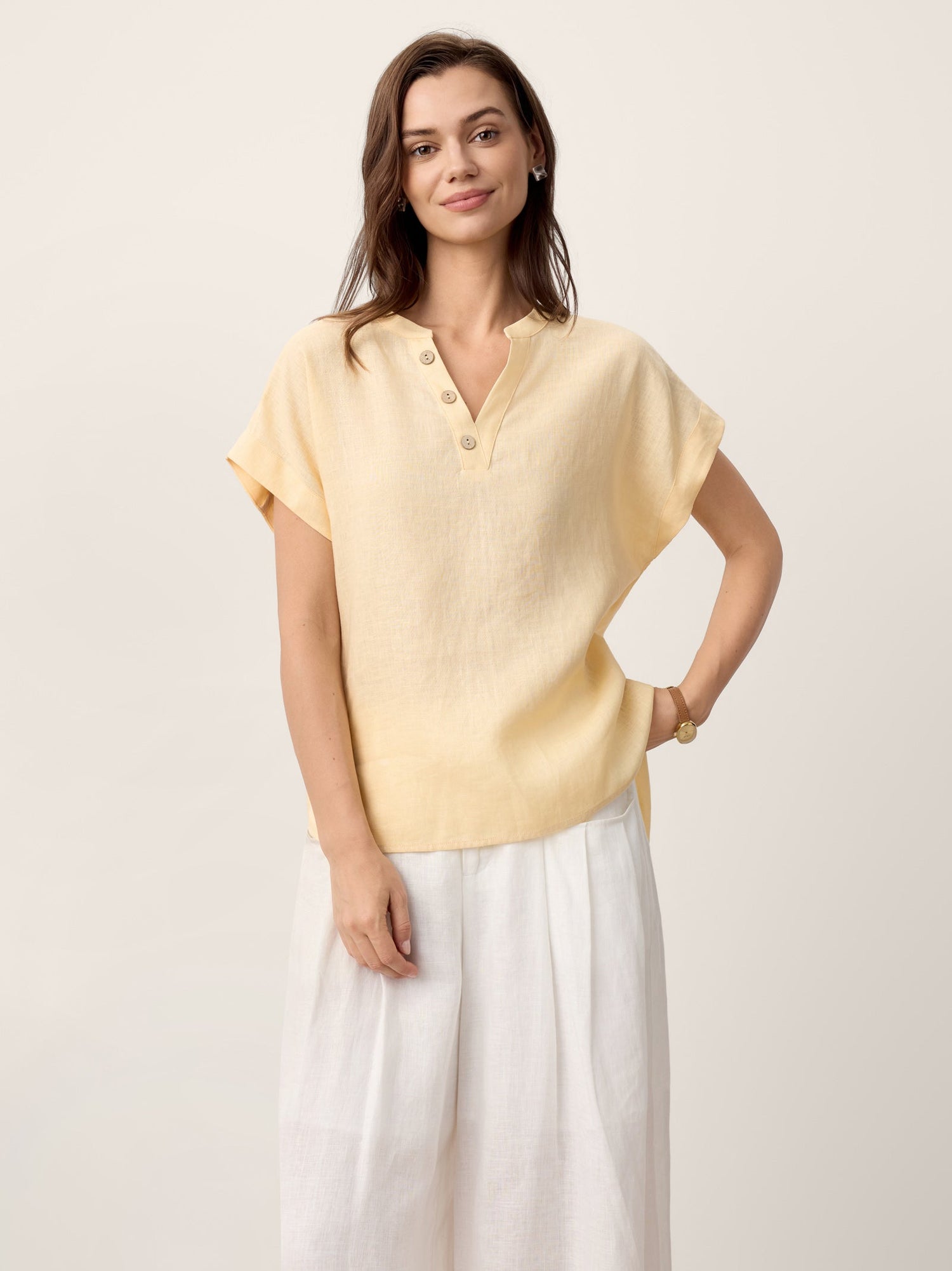 100% Linen Stand-Collar Curved-Hem Top CRESSA - Glamourous Grace