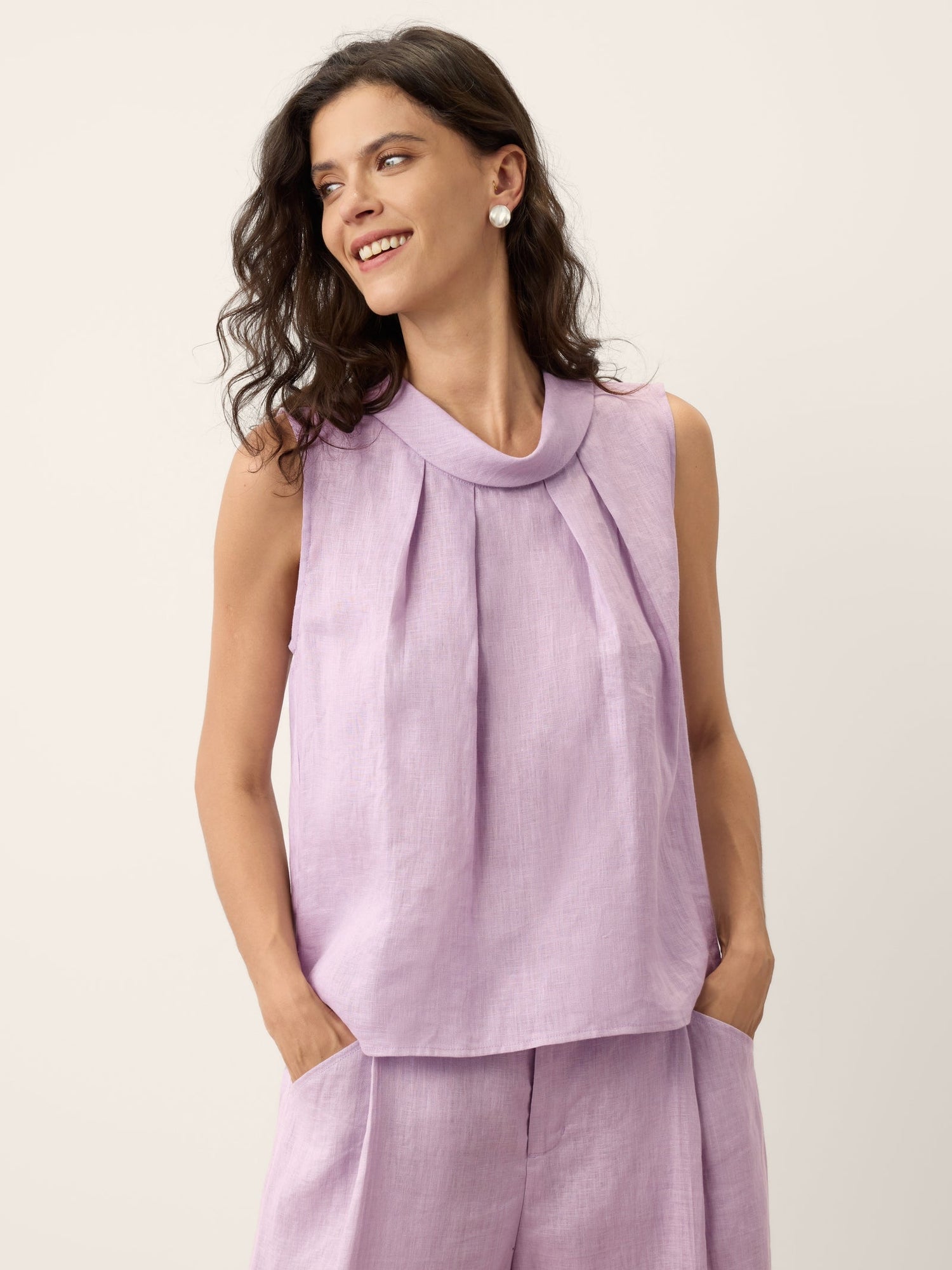 100% Linen Structured Collar Sleeveless Blouse BLAIR - Glamourous Grace