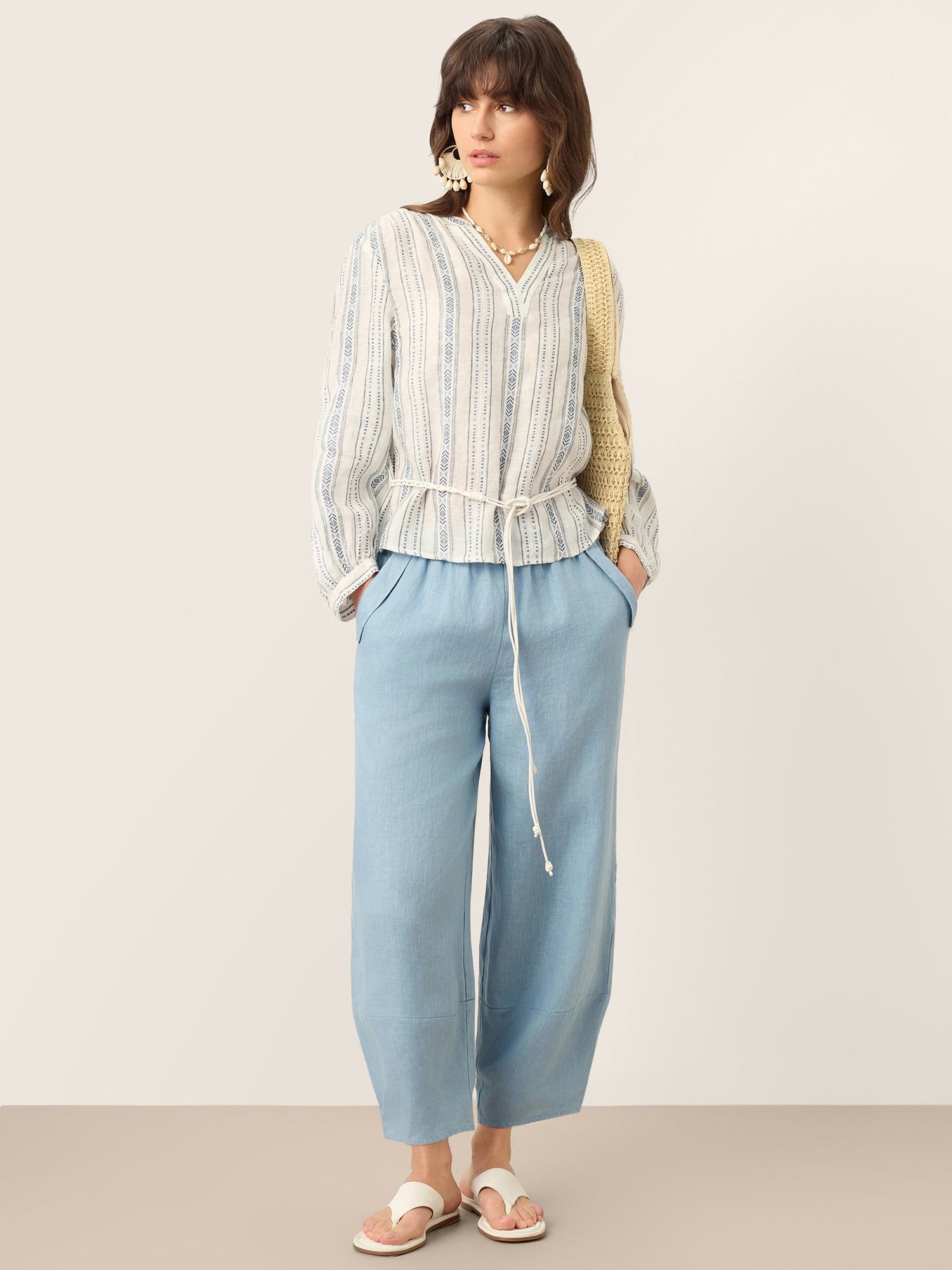 100% Linen Tapered Cropped Pull-On Trousers LORETTA - Glamourous Grace