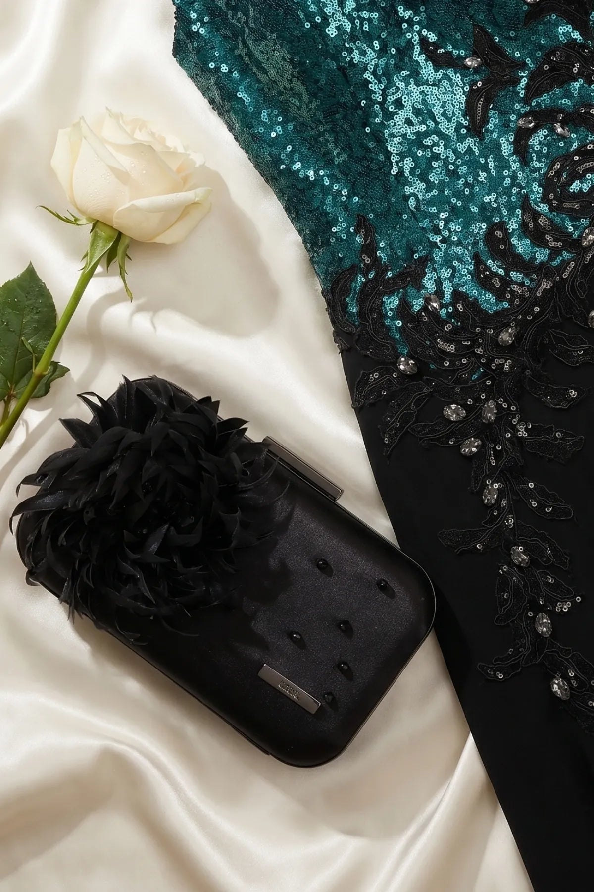 Black Evening Clutch, Leni