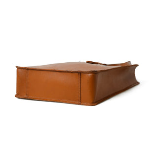 Chestnut Elegance Leather Tote - Glamourous Grace